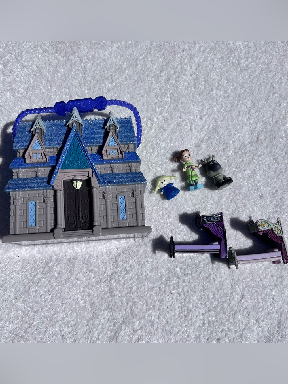 Frozen Miniature Playset with Anna and Olaf